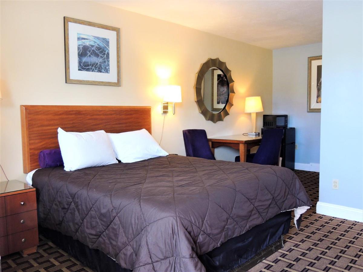 Windsor Motel Groton Kültér fotó